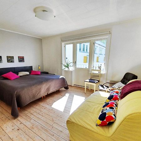 Noesundsgarden Hotell & Vandrarhem Dış mekan fotoğraf