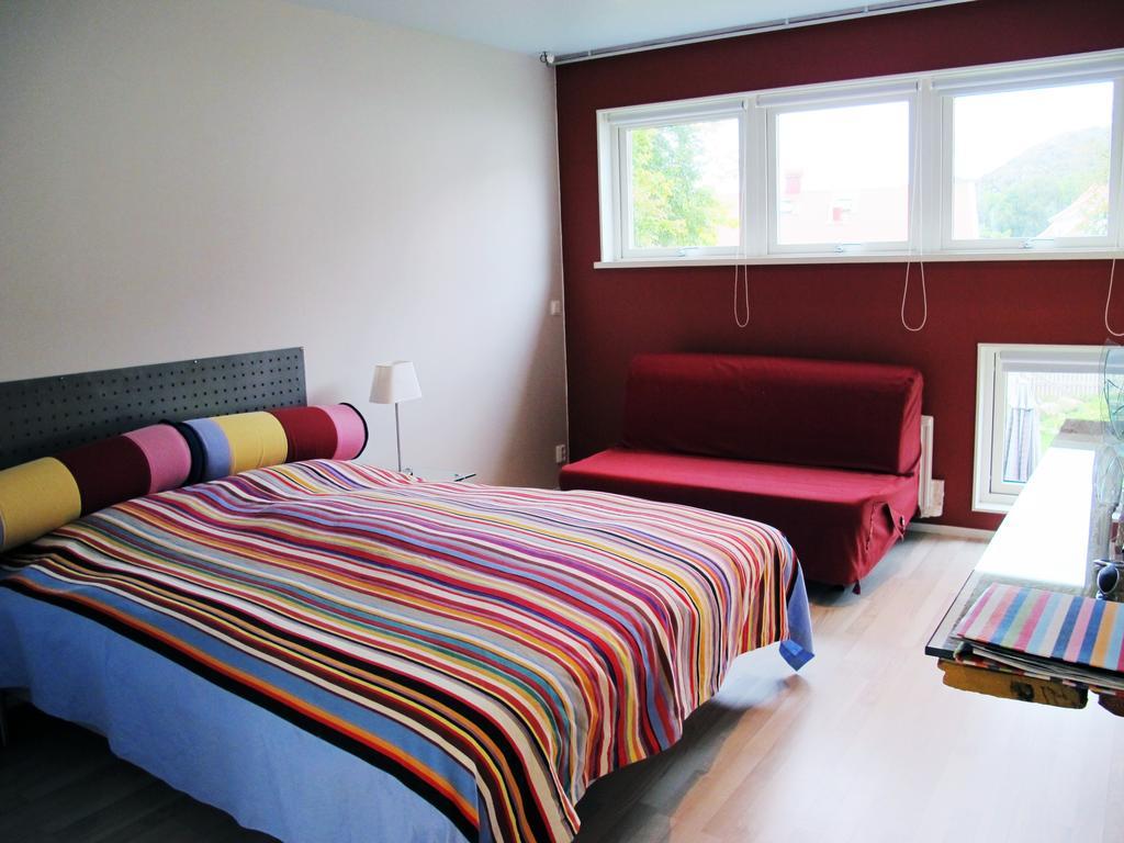 Noesundsgarden Hotell & Vandrarhem Dış mekan fotoğraf