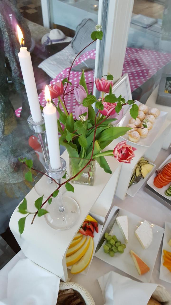 Noesundsgarden Hotell & Vandrarhem Dış mekan fotoğraf